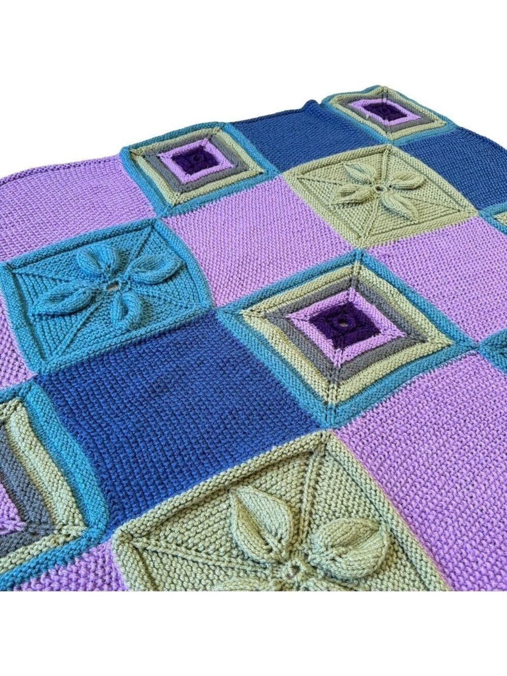 Vintage Mary Maxim Cottagecore 3D Flower Patch Throw Afghan 70"x48" Blue Multi - Picture 4 of 9
